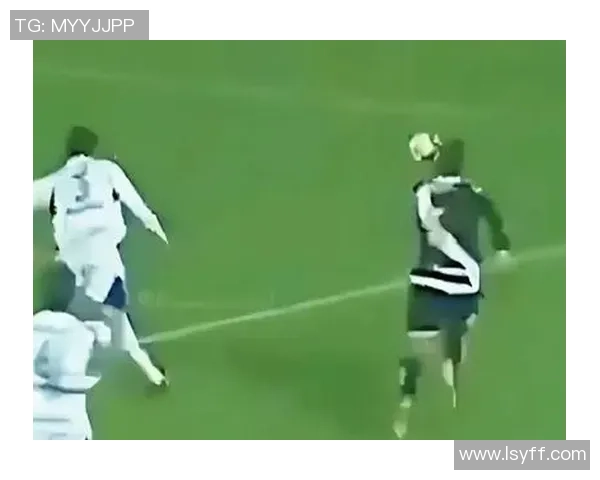 足球场上的搞笑球星那些年让人捧腹大笑的神操作